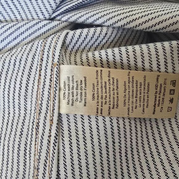 ASD Living Blk/Wht Vtg. Railroad Stripe Long Sleeve Server Shirt, NWT, Sz. S - Picture 12 of 12